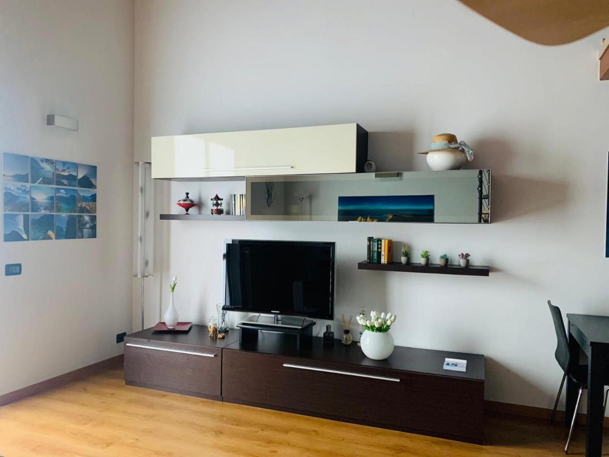 Iseolakerental - La Rocca Castro  外观 照片